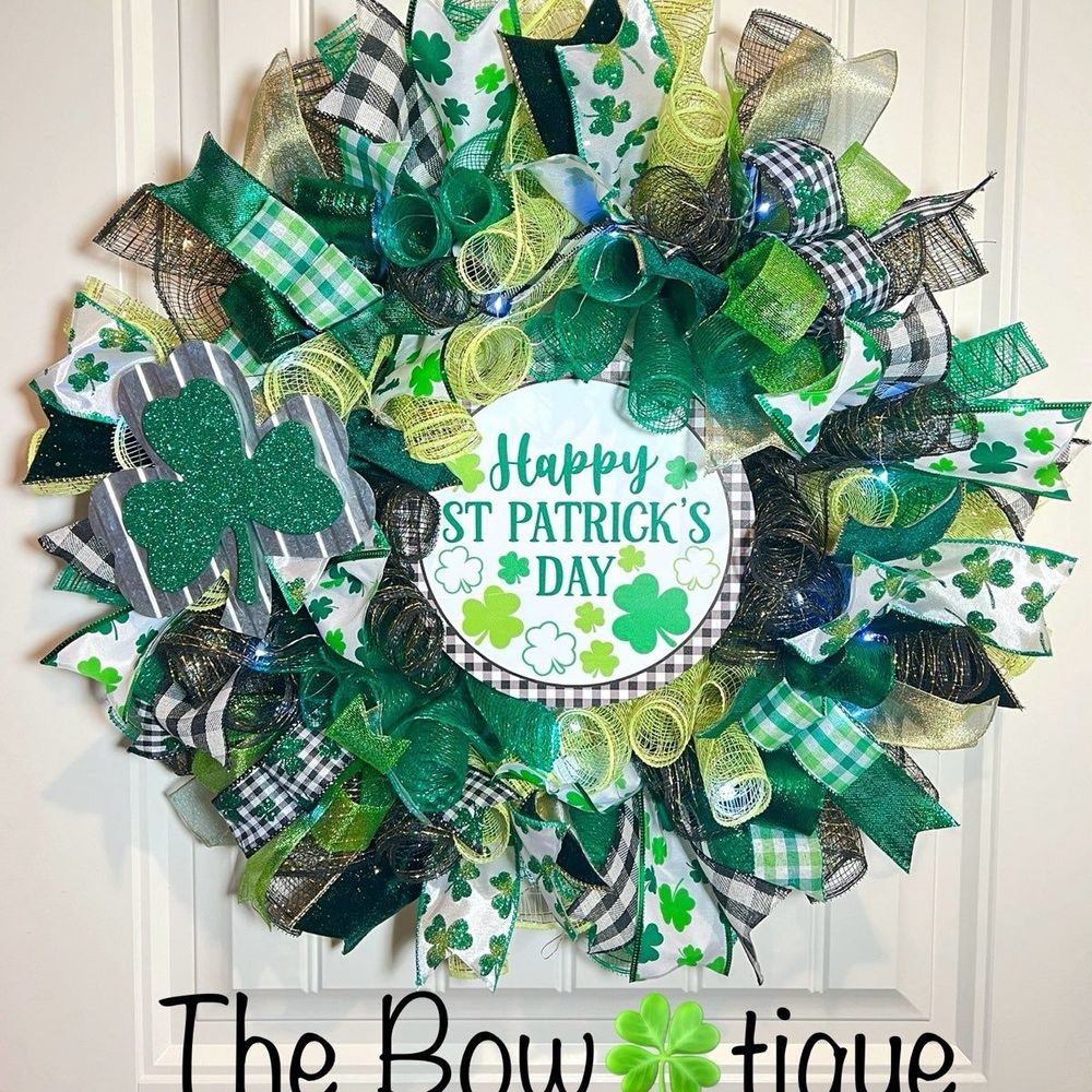 Handmade Happy St. Patrick’s Day Ribbon Prelit Wreath 22 ins LED W7